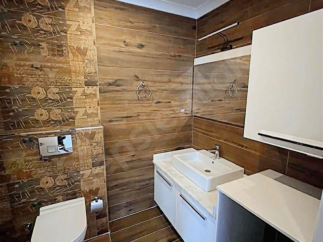 SUADİYE KİRALIK OFİS MİNİBÜS CADDESİ ÜZERİ 3+1 BALKON VE OTOPARK - Görsel 21