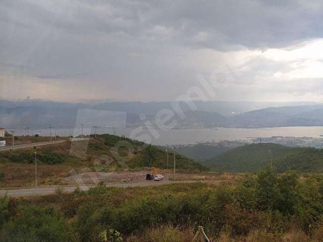 İZMİT KURUÇEŞMEDE SATILIK DAİRE - Görsel 8
