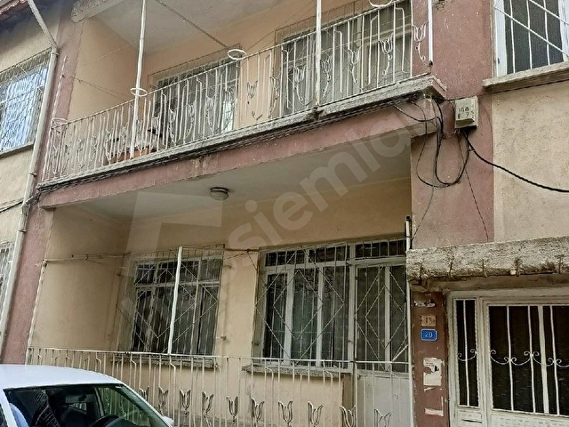 UŞAK MERKEZDE SATILIK MÜSTAKİL 2 KATLI BAHÇELİ EV APART YAPMAYA UYGUN - Görsel 2