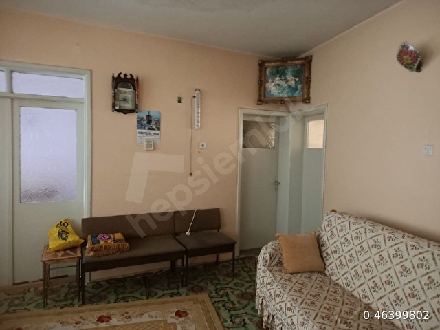 UŞAK MERKEZDE SATILIK MÜSTAKİL 2 KATLI BAHÇELİ EV APART YAPMAYA UYGUN - Görsel 12