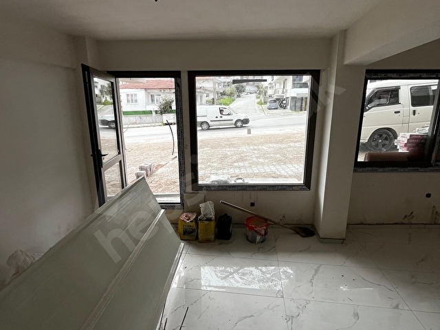 Balıkesir Kuvay-ı Milliye de Otoparklı Satılık Köşe Dükkan - Görsel 29