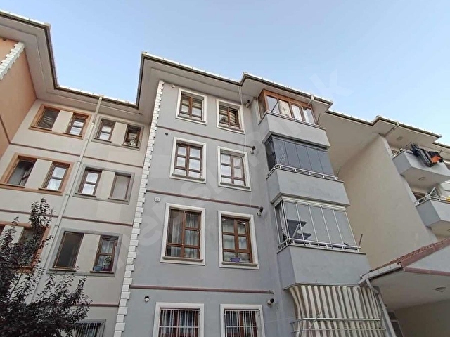 KARABAĞLAR EMLAKTAN KAYACIK MAHALLESİNDE SATILIK DAİRE