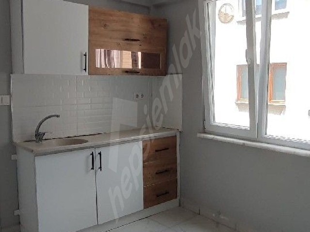 DEVREK İN GÖBEGİNDE MASRAFSIZ 1+1 DAİRE - Görsel 14