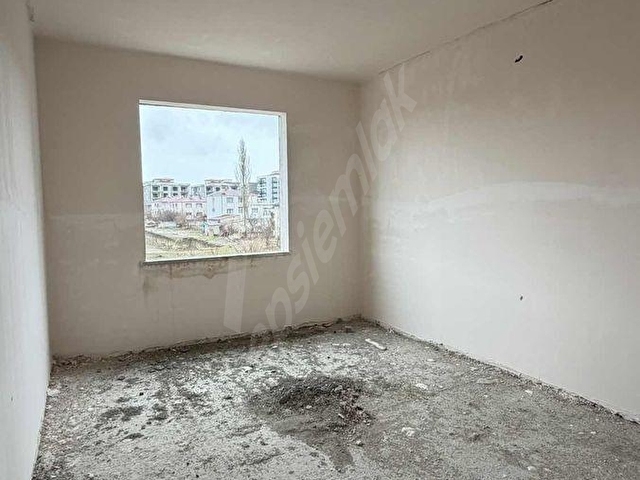 VAN İPEKYOLU HATUNİYE MAHALLESİNDE ULTRA LÜKS 3+1 FIRSAT DAİRE - Görsel 8