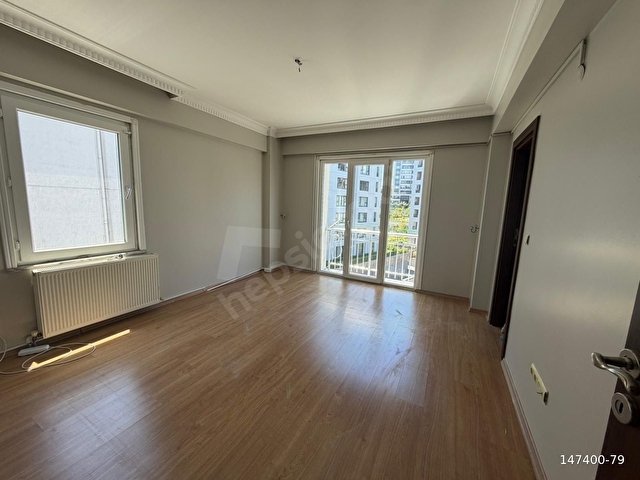 MEKAN KONAKLARINDA 130 M2 3+1 OTOPARKLI GÜVENLİKLİ METROYA KOMŞU - Görsel 7