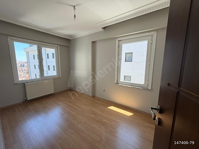 MEKAN KONAKLARINDA 130 M2 3+1 OTOPARKLI GÜVENLİKLİ METROYA KOMŞU - Görsel 9