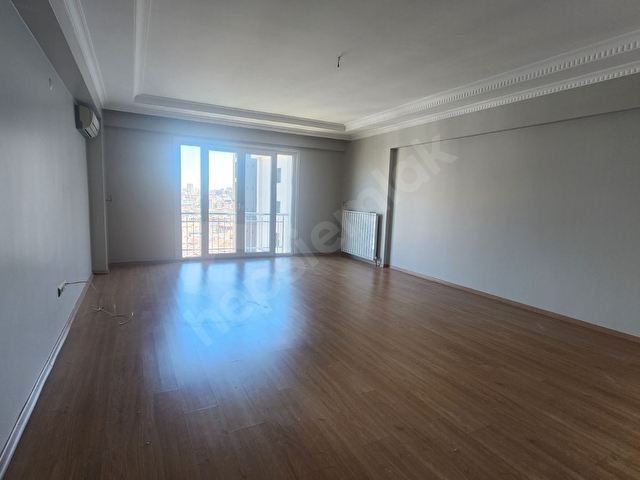 MEKAN KONAKLARINDA 130 M2 3+1 OTOPARKLI GÜVENLİKLİ METROYA KOMŞU - Görsel 20