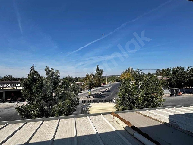 Sarnıç Ana Caddede 2000 m2 Komple Kiralık Fabrika İmalathane - Görsel 15