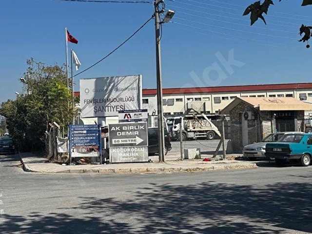 Sarnıç Ana Caddede 2000 m2 Komple Kiralık Fabrika İmalathane - Görsel 2