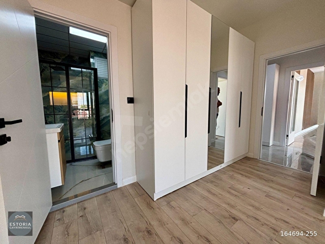 ESTORİA DAN ZAFER MAHALLESİNDE MODERN TASARIMLI 2+1 DAİRE - Görsel 25