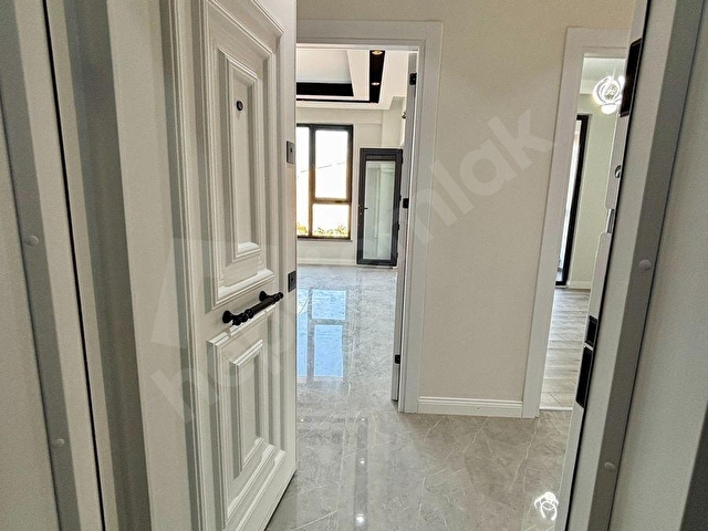 ESTORİA DAN ZAFER MAHALLESİNDE MODERN TASARIMLI 2+1 DAİRE - Görsel 27