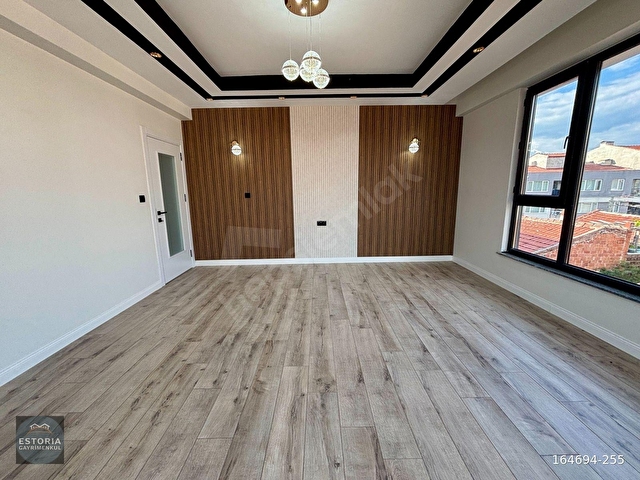 ESTORİA DAN ZAFER MAHALLESİNDE MODERN TASARIMLI 2+1 DAİRE - Görsel 9