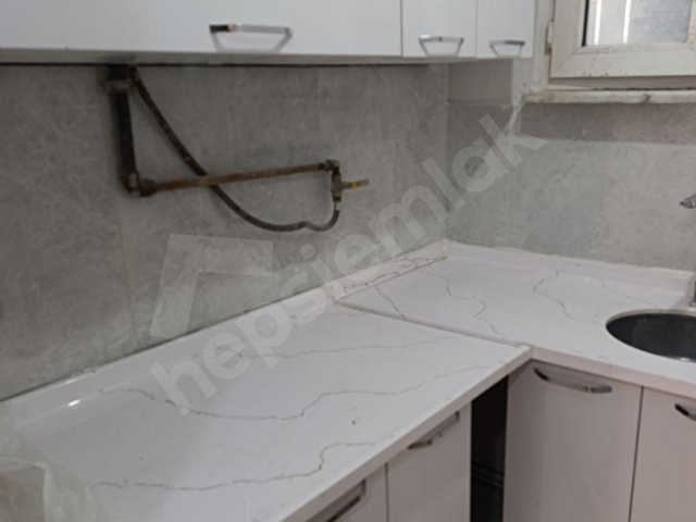 2+1 Kiralık Daire 4. Levent Metroya 3 Dakika Boyalı Tadilatlı - Görsel 21
