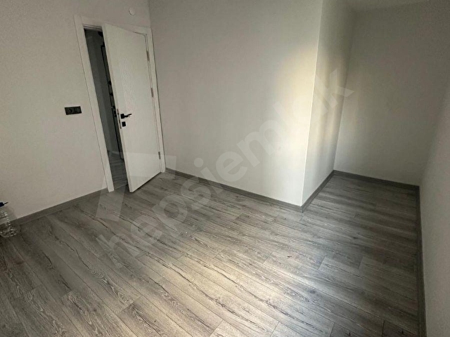 Yunuseli Akyıldız Çamlık Caddesinde 1+1 Arakat - Görsel 4