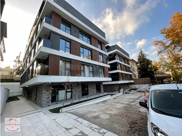 Beşevlerde Yeni Bina 1+1  Sıfır Eşyalı Katta Yerden Isıtmalı Güvenlikli Sitede Metro Yakını - Görsel 14