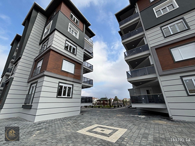 BLC GAYRİMENKULDEN UZUNOLUK MH. MUHTEŞEM SİTEDE 2+1 DAİRE - Görsel 18