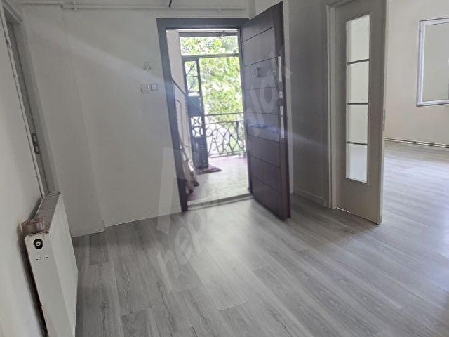 ULUSDA OKUL YOLU SOKAKTA YENİLENMİŞ GENİŞ KULLANIŞLI DAİRE - Görsel 8