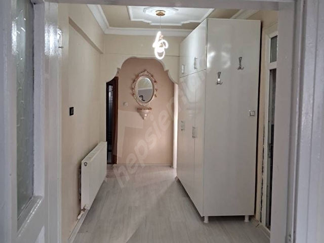 KOOPERATİF MAHALLESİNDE (VAKIF OLMAYAN) TERAS KATI SATILIK DAİRE