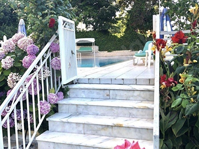 BÜYÜKADA DA SÜPER MANZARALI  Y.HAVUZLU SEZONLUK 3+1DUBLEKS DAİRE - Görsel 23