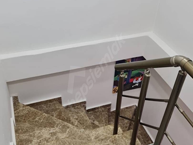 MERKEZİ YERDE DENİZ MANZARALI 3+1 DUBLEX DAİRE - Görsel 12