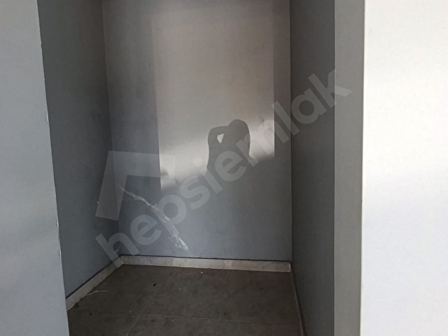 S&S REALden ERTUĞRULGAZİ de Cadde Uzere Kiralık 900 M² Dükkan - Görsel 5