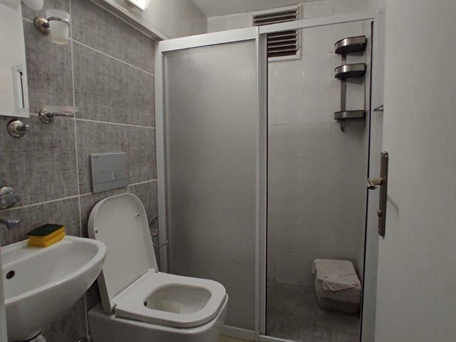 Buca Sirinyer Laleli Mh 1 1 70m2 Ici Sifir Kiralik Daire 24511 6652 Hurriyet Emlak