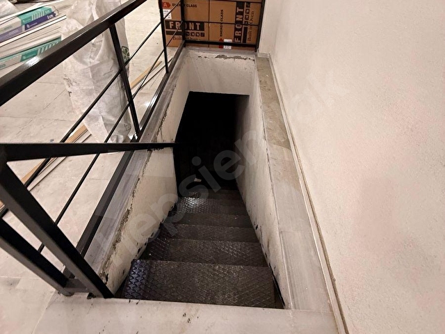 Cennet Mahallesinde Satılık Sıfır 77 m2 giriş 15 m2 Bodrum ve Wcli Dükkan - Görsel 7