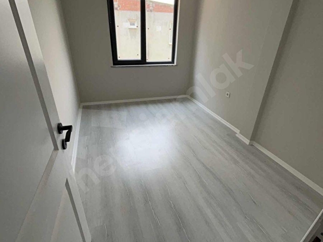 SÜTLÜCE MAHALLESİ SOMA CADDESİNDE KİRALIK GENİŞ SIFIR 1+1 DAİRE - Görsel 12