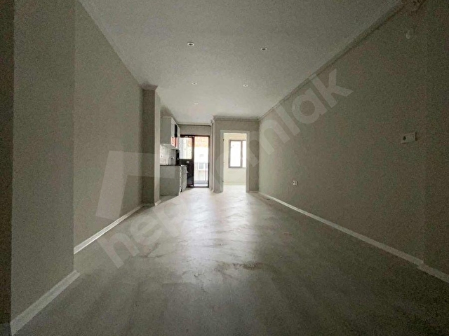 SÜTLÜCE MAHALLESİ SOMA CADDESİNDE KİRALIK GENİŞ SIFIR 1+1 DAİRE - Görsel 3