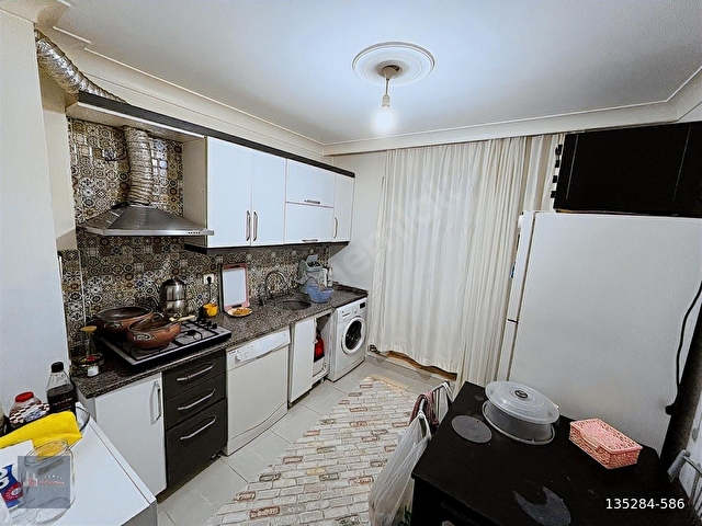 KARAKEÇİLİ CADDE ÜZERİNDE KAT KONUMLU YENİ BİNA FIRSATI - Görsel 6