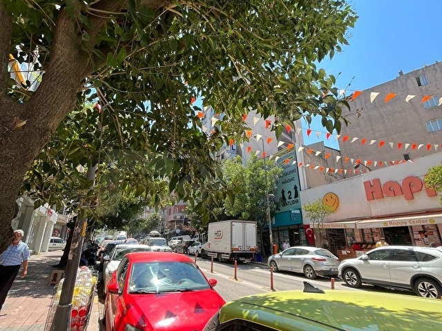 EN İŞLEK CADDEDE KİRACILI 3 KAT YATIRIMLIK DÜKKAN - Görsel 12