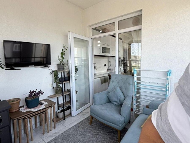 AŞIK SEYRANİ MAHALLESİNDE SATILIK DAİRE - Görsel 2