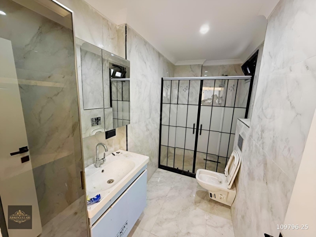 ARIKOĞULLARINDAN 50.YIL MAH. 135M2 CADDE ÜZERİ EBEVEYNLİ 3+1 - Görsel 11