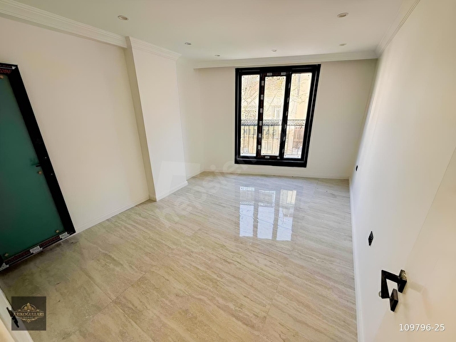 ARIKOĞULLARINDAN 50.YIL MAH. 135M2 CADDE ÜZERİ EBEVEYNLİ 3+1 - Görsel 4