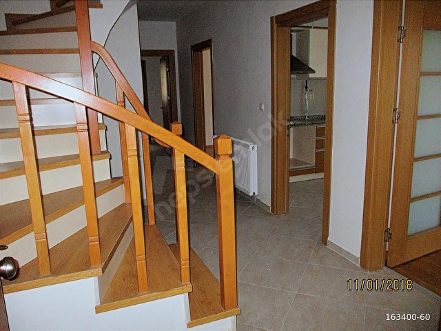 SERDİVAN AVM CİVARINDA SATILIK 4+1 DAİRE..