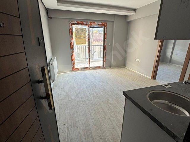 FAKÜLTE YANI SIFIR DOĞALGAZLI GENİŞ ARA KAT KİRALIK DAİRE - Görsel 2