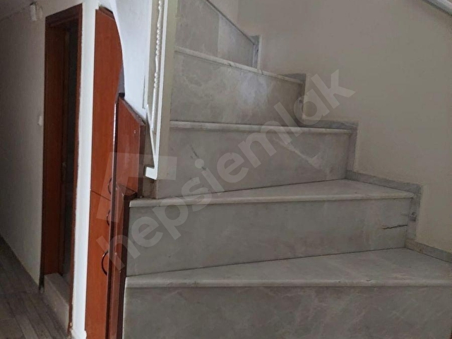 BUCA YİĞİTLER DE MERKEZİ 2+1 GENİŞ BAHÇE DUBLEKSİ KİRALIK DAİRE - Görsel 18