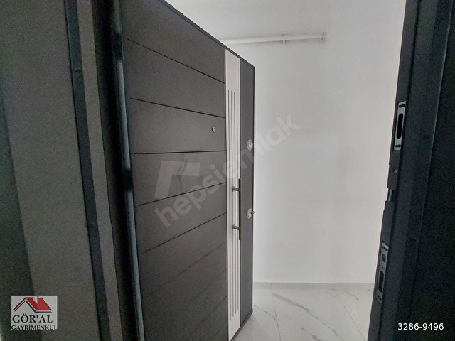 GÖRAL DAN 1+1 FULL YAPILI SOKULLU CADDESİ YAKINI - Görsel 4