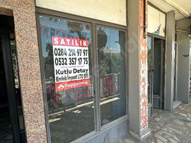 Edirne Merkez Medresealibey Mahallesi Atatürk bulvarı üzerinde satılık dükkan