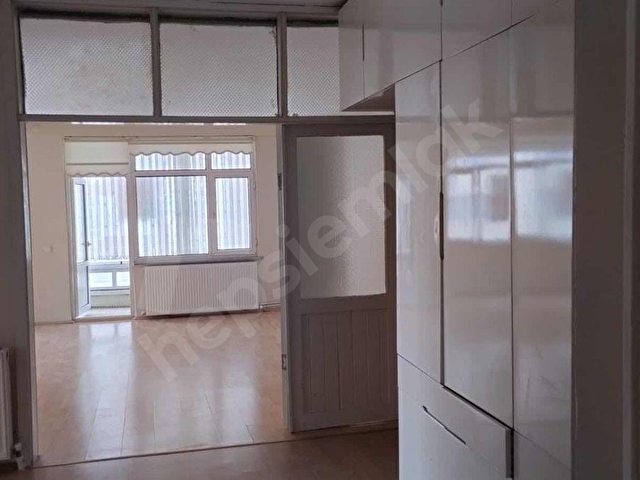 HUZUR YATIRIMDAN MERKEZDE SATILIK DAİRE - Görsel 5
