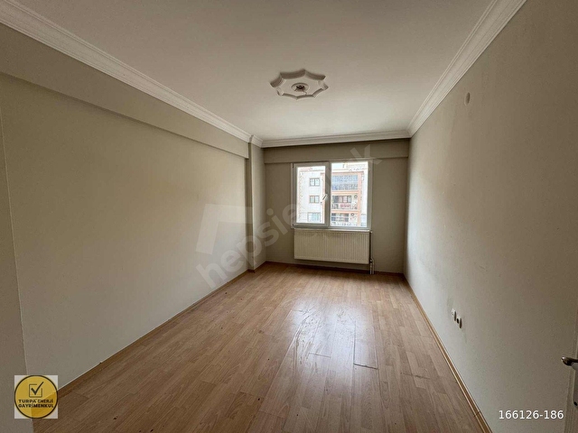 Çiğli Ataşehirde Tramvaya Birkaç Adım Mesafede 3+1Kiralık Daire - Görsel 9
