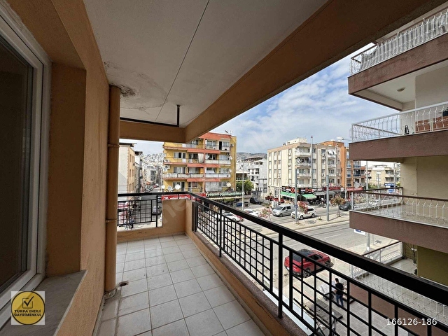 Çiğli Ataşehirde Tramvaya Birkaç Adım Mesafede 3+1Kiralık Daire - Görsel 16