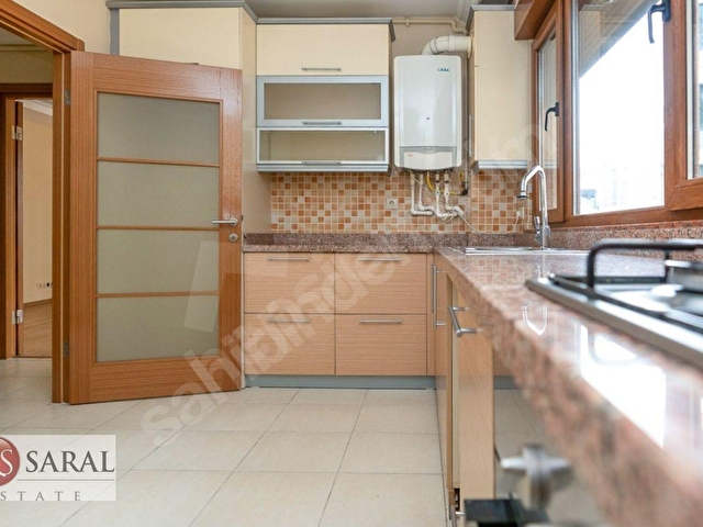 BEŞİKTAŞ DİKİLİTAŞTA KAPALI OTOPARKLI YENİ BİNADA 3+1 175M2 LÜKS ARAKAT DAİRE - Görsel 4