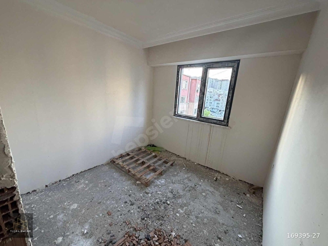 SİTEDE METROYA KOMŞU 3+1 EBEVEYN BANYOLU KÖŞE BAŞI SATILIK DAİRE - Görsel 10