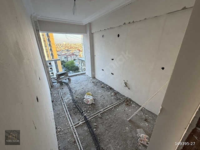 SİTEDE METROYA KOMŞU 3+1 EBEVEYN BANYOLU KÖŞE BAŞI SATILIK DAİRE - Görsel 17