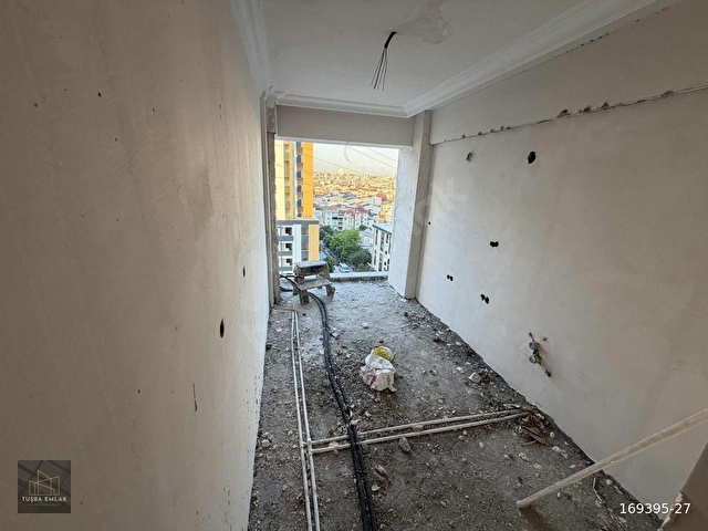 SİTEDE METROYA KOMŞU 3+1 EBEVEYN BANYOLU KÖŞE BAŞI SATILIK DAİRE - Görsel 16
