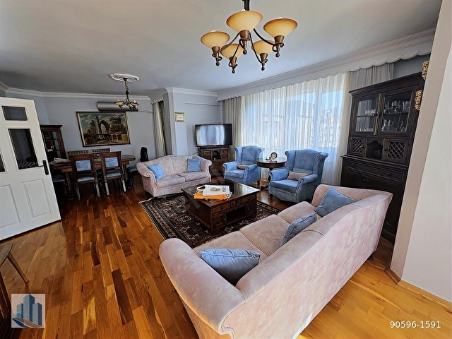 19 MAYIS MAH. ASANSÖRLÜ BALKONLU 4+1 SATILIK DAİRE