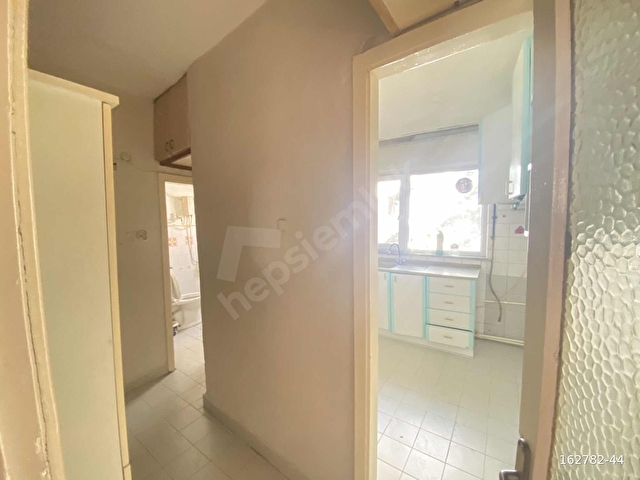 ASYAPIDAN SİPAHİLER CADDESİNDE 2. KAT MERKEZİ KONUMDA - Görsel 3
