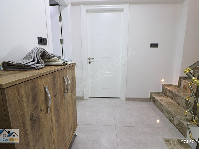 DENİZE 100 METRE MÜSTAKİL GİRİŞLİ SATILIK 3+1 TRİPLEX VİLLA - Görsel 22