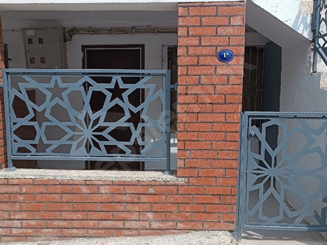 Y.Foça çakmaklı sahilinde yaz kış oturulabilen ,sahil karşısı kiralık 2+1 ev - Görsel 11